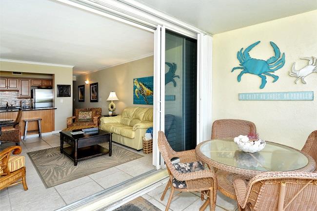 A Rrae Find Beach Front on Posh Longboat Key